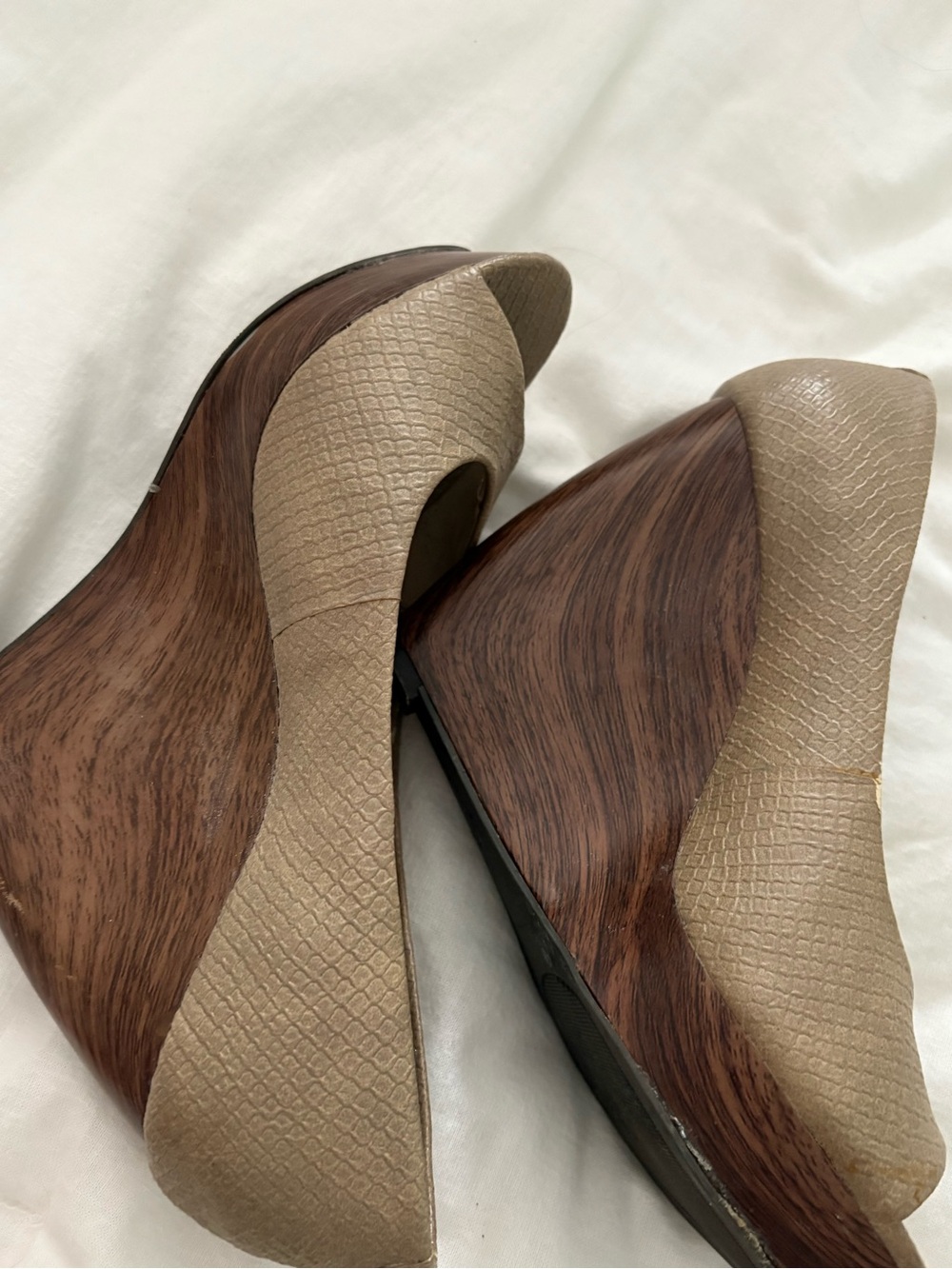Jessica Simpson Beige Textured Wedge Pumps with Wood-Effect Platform